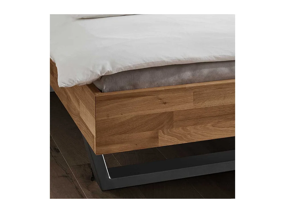 Kufenbett in Wildeichefarben und Anthrazit zwei Nachtkommoden (dreiteilig)