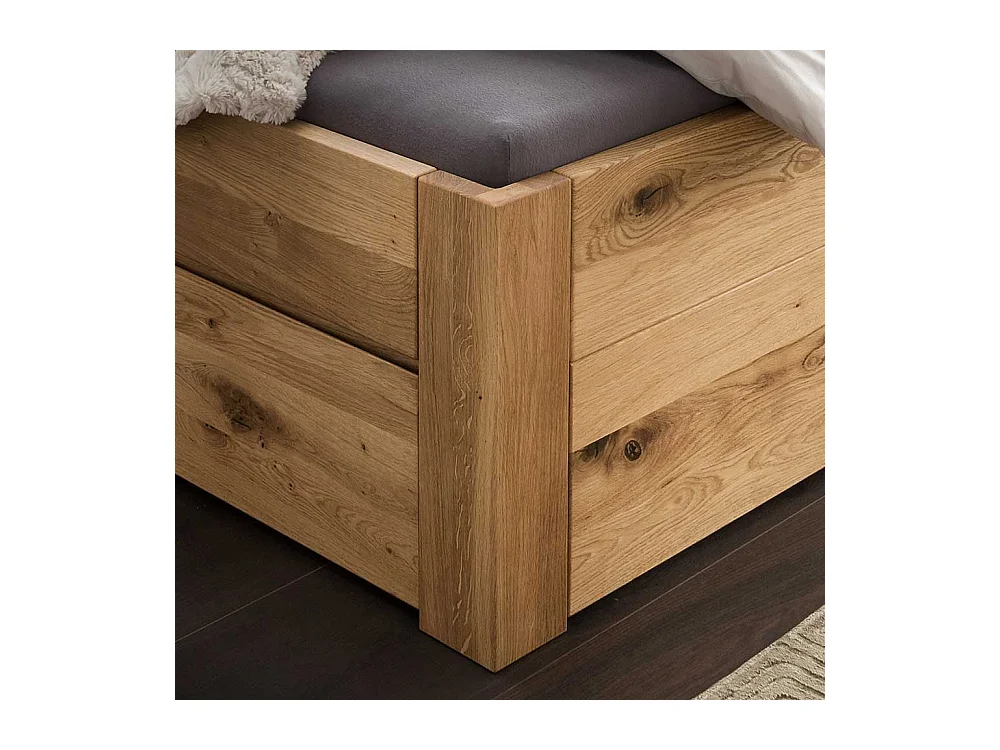 Massivbett Wildeiche inklusive zwei Nachtkommoden Polster Kopfteil (dreiteilig)