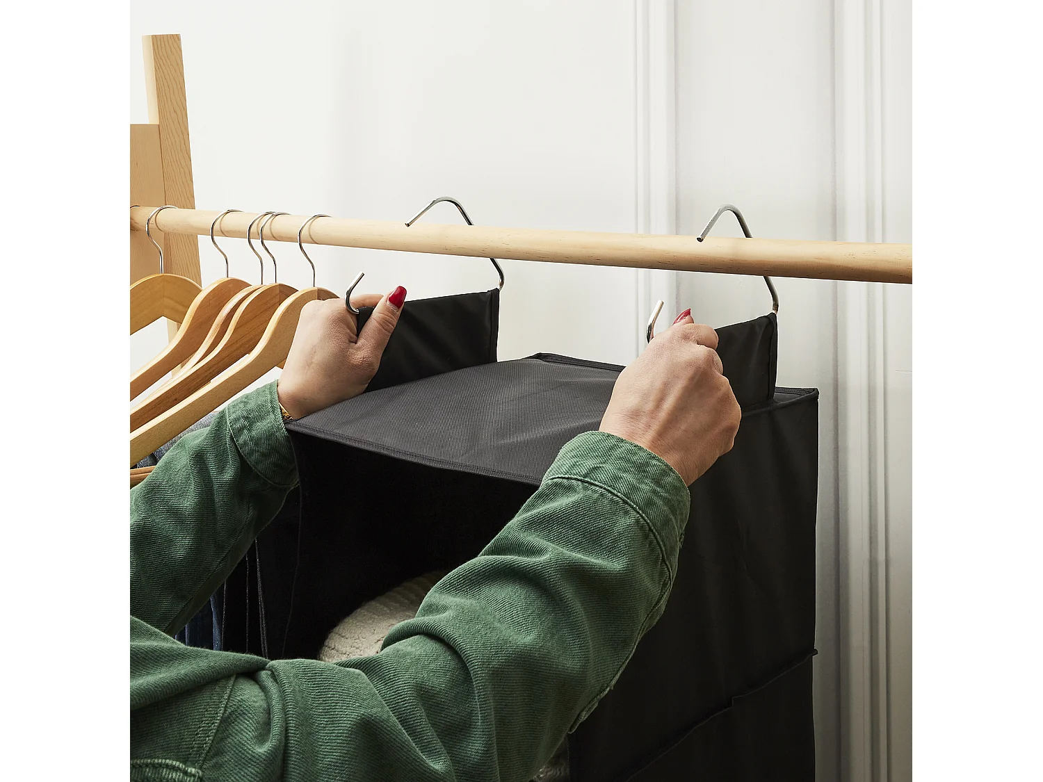 Rangement Suspendu Pliable 30x80cm Noir