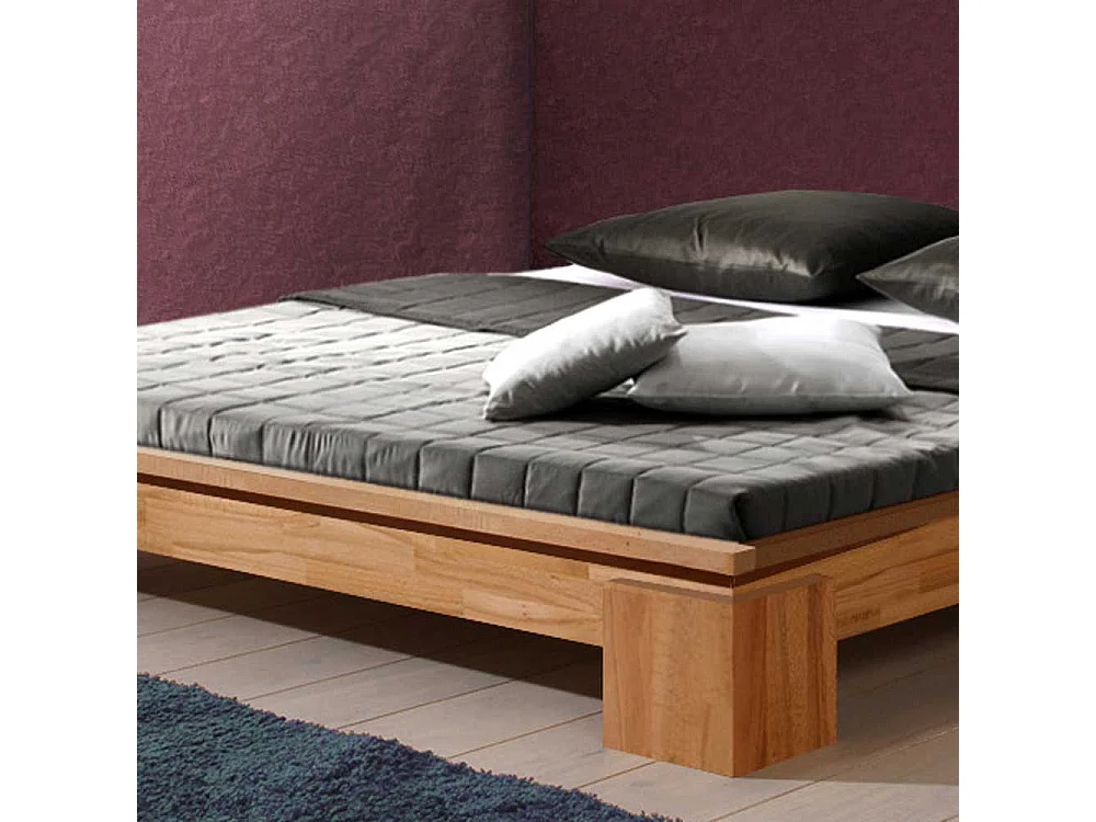 Massivholzbett aus Kernbuche ohne Kopfteil