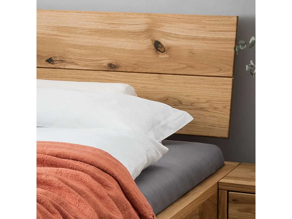 Naturholzbett Wildeiche Oberfläche geölt 45 cm Einstiegshöhe