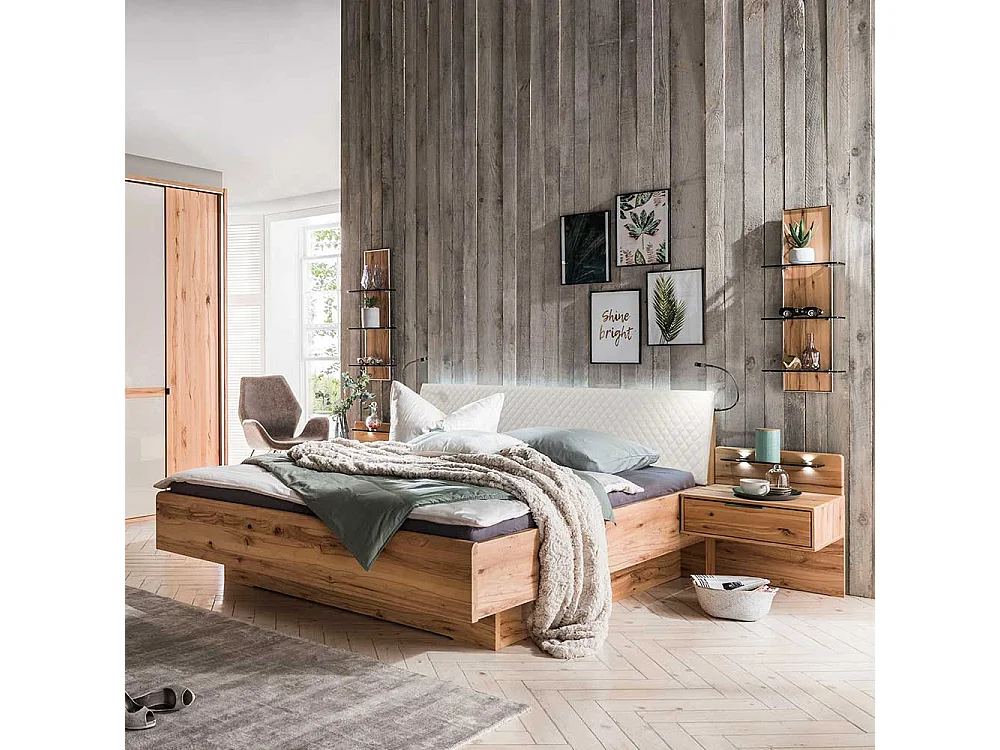 Großes Bett aus Kernbuche Massivholz Kunstleder in Beige (dreiteilig)