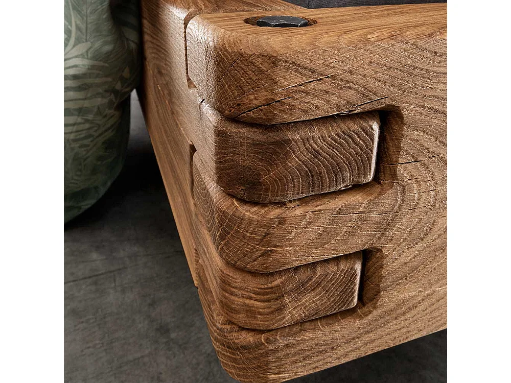 Doppelbett Massivholzbett in Wildeichefarben im Industry und Loft Stil