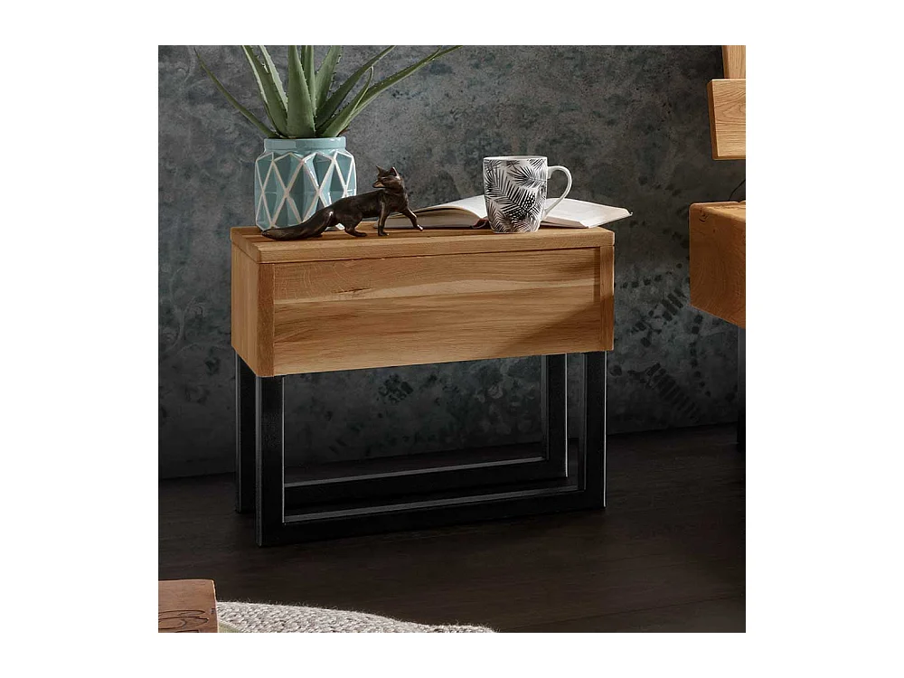 Massives Balkenbett im Industry und Loft Stil Wildeiche und Metall