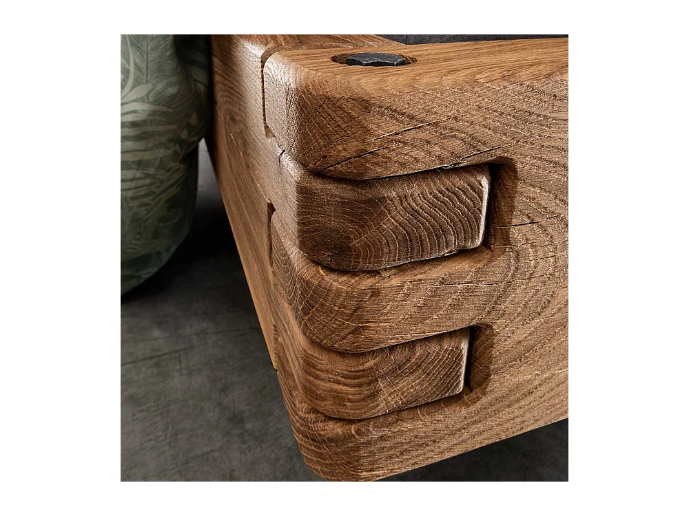 Doppelbett Massivholzbett in Wildeichefarben im Industry und Loft Stil