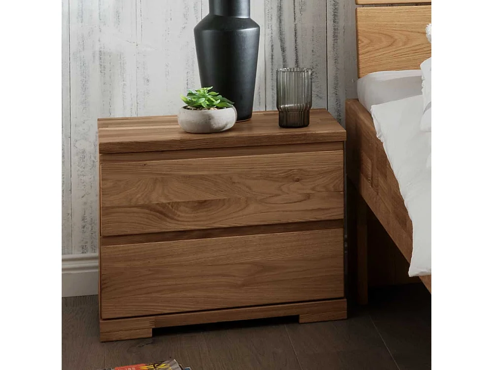 Vollholzbett aus Wildeiche massiv zwei Nachtkommoden (dreiteilig)