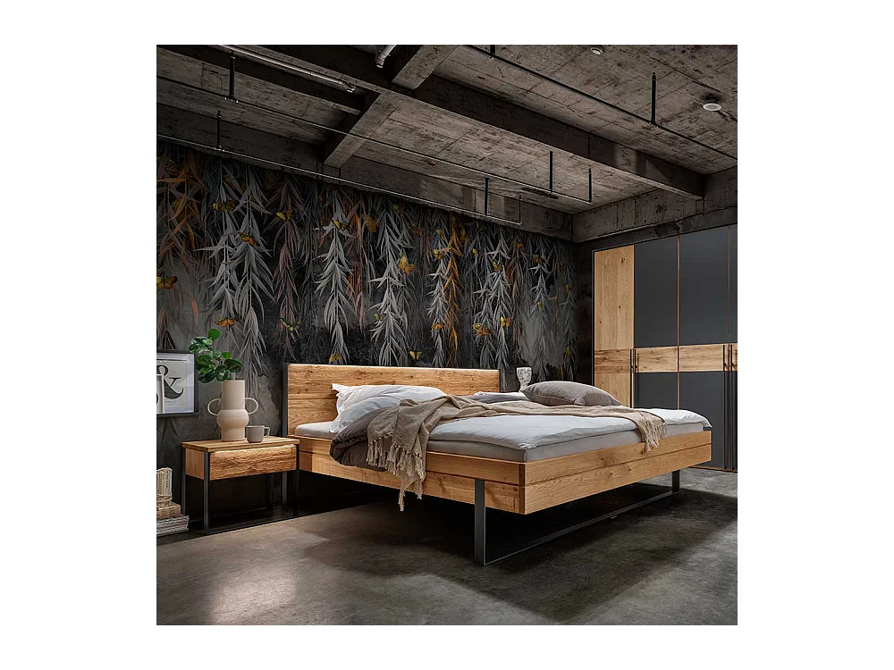 Bügelgestell Doppelbett Wildeiche im Industrie und Loft Stil optionale Beleuchtung
