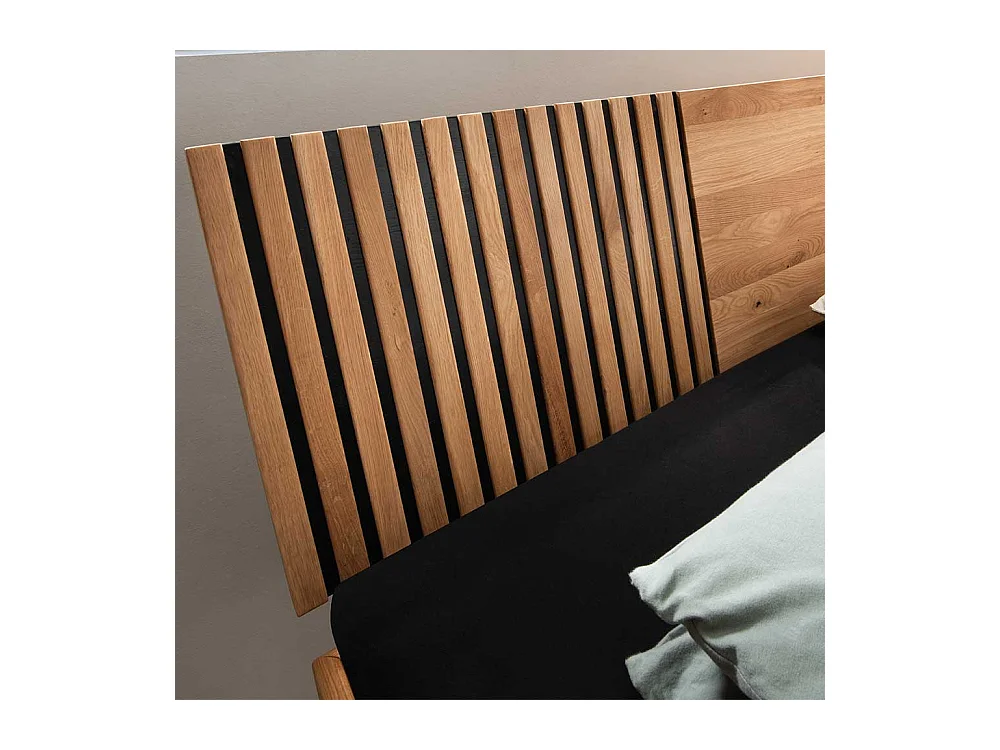 Massivholz Bettgestell in modernem Design 45 cm Einstiegshöhe