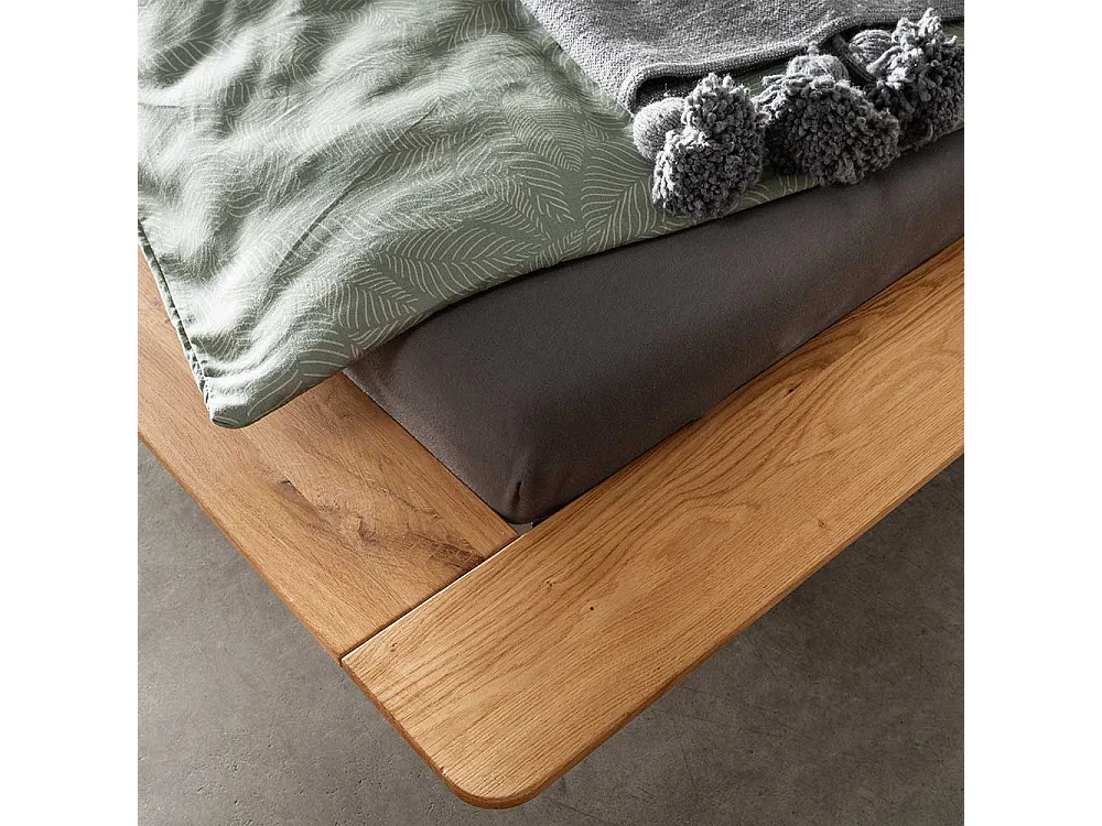 Bettgestell Doppelbett aus Wildeiche Massivholz 224 cm tief