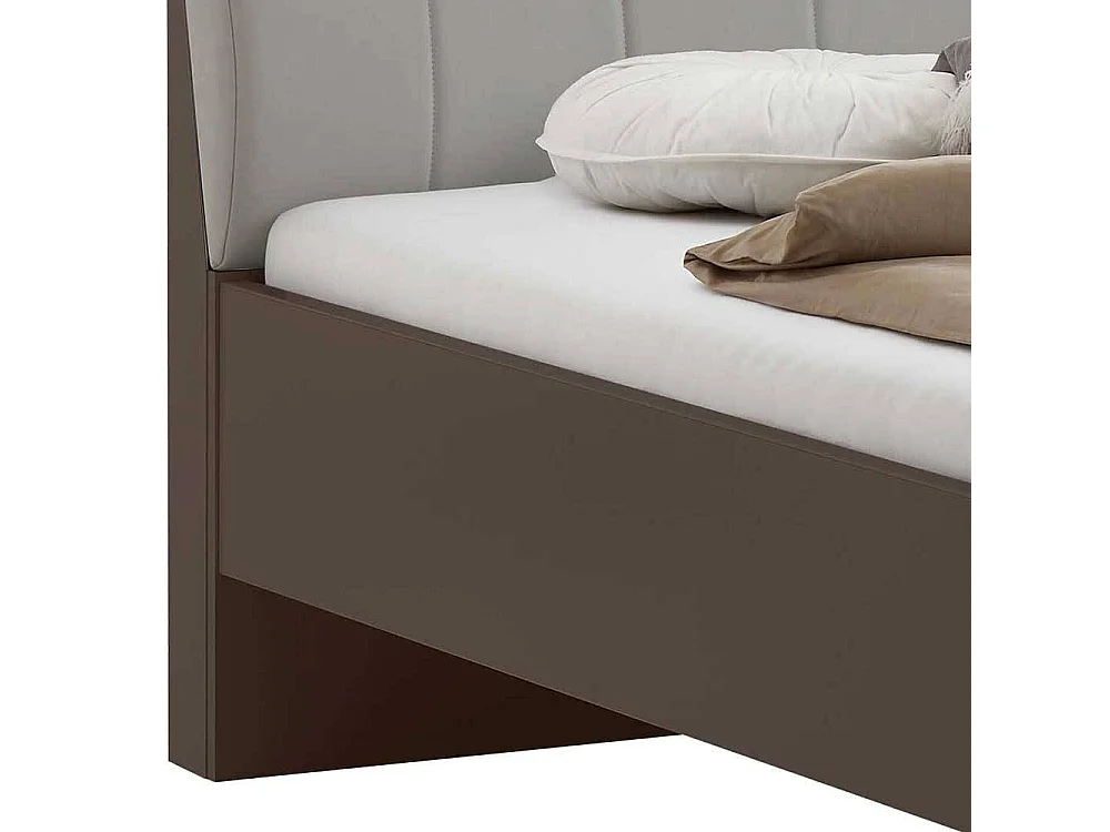 Doppelbett Bett mit Polster Kopfteil in modernem Design