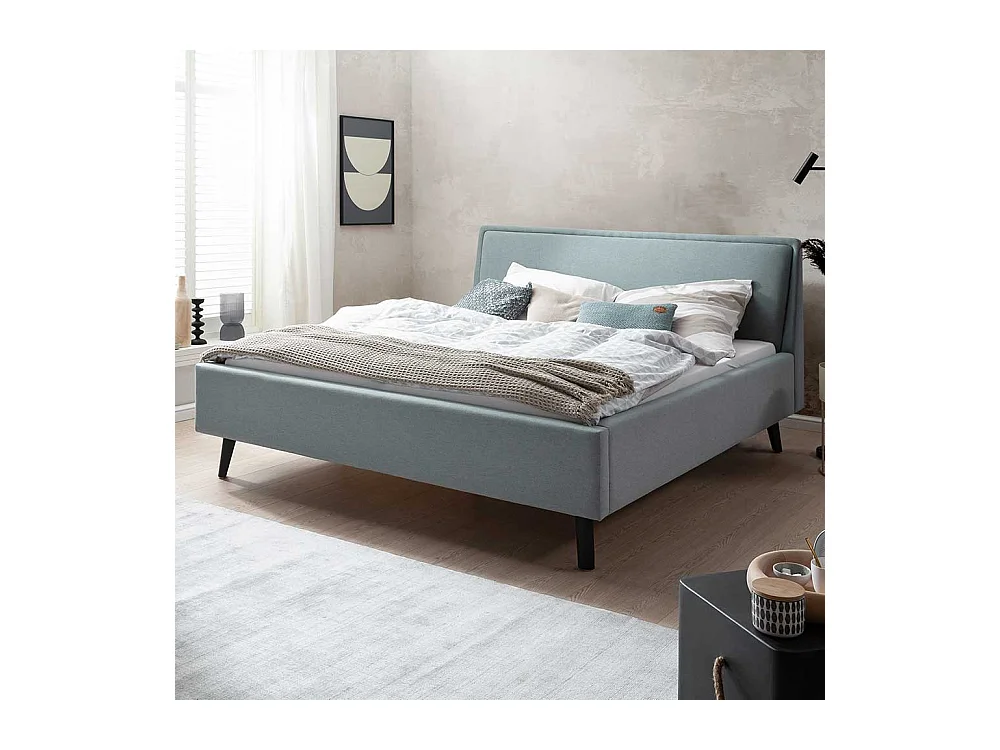 Modernes Polster Bett in Hellblau Vierfußgestell aus Holz