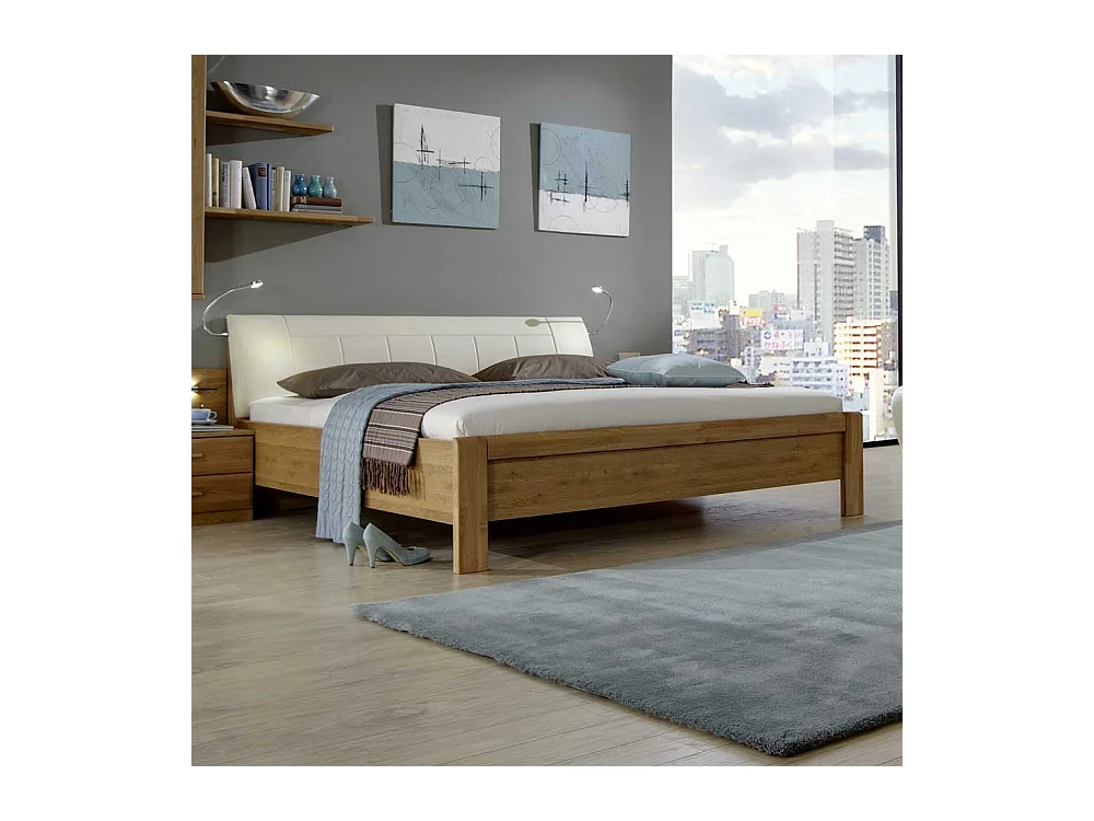 Eichebett mit Polsterkopfteil 180x200