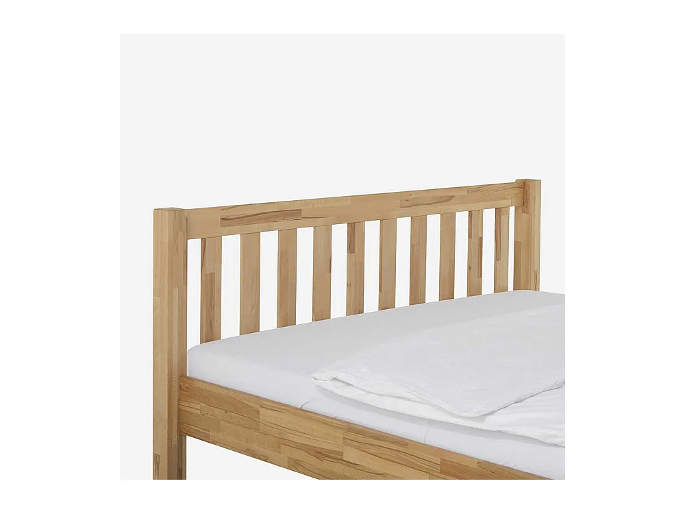 Bett aus Kernbuche massiv mit Nachttischen (dreiteilig)