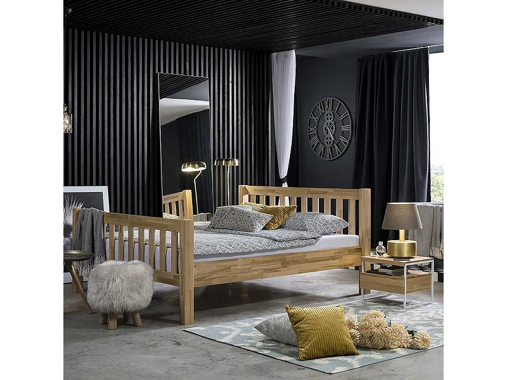 Bett aus Kernbuche massiv mit Nachttischen (dreiteilig)