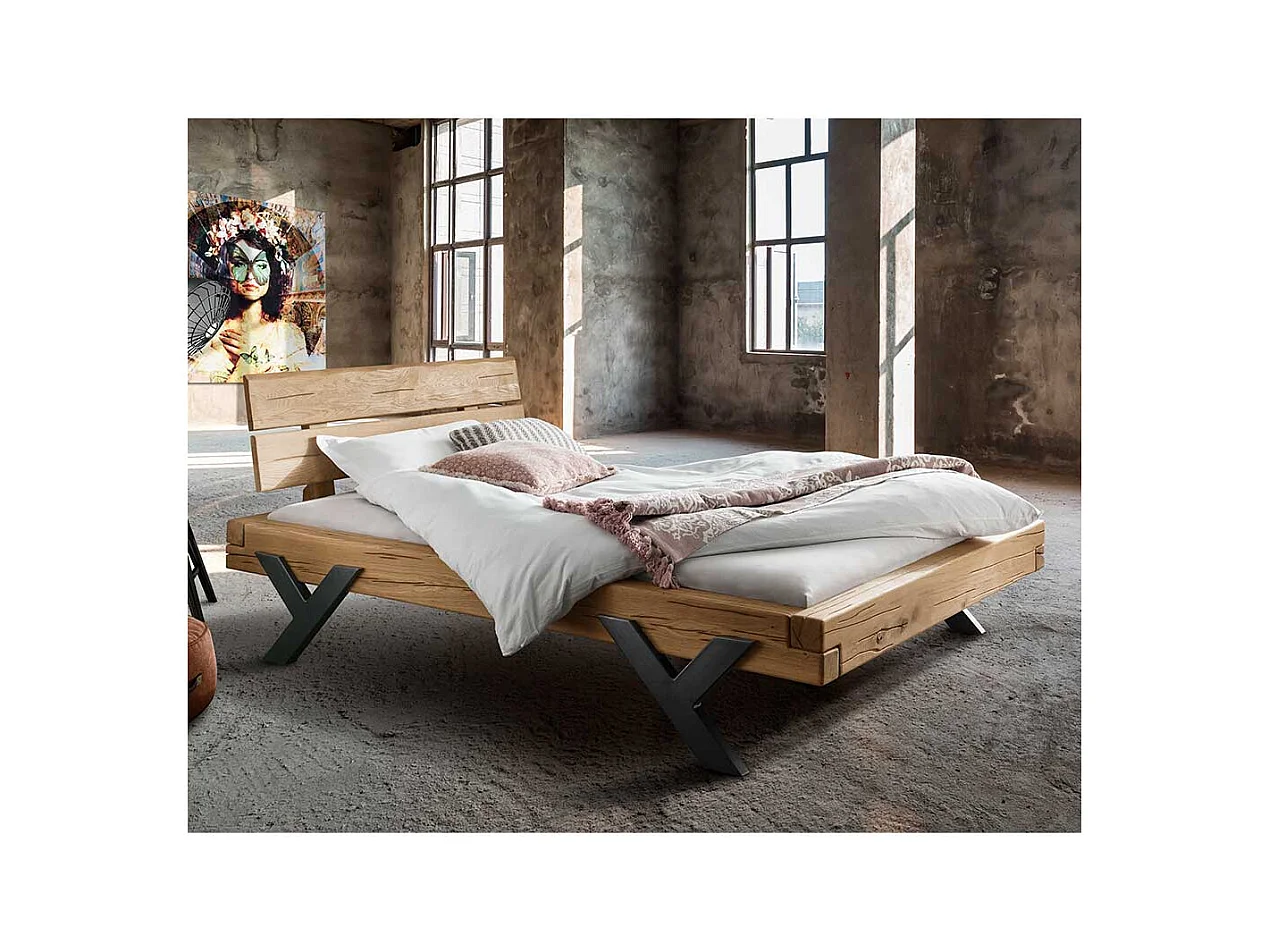 Balkenbett aus Wildeiche Massivholz 42 cm Einstiegshöhe