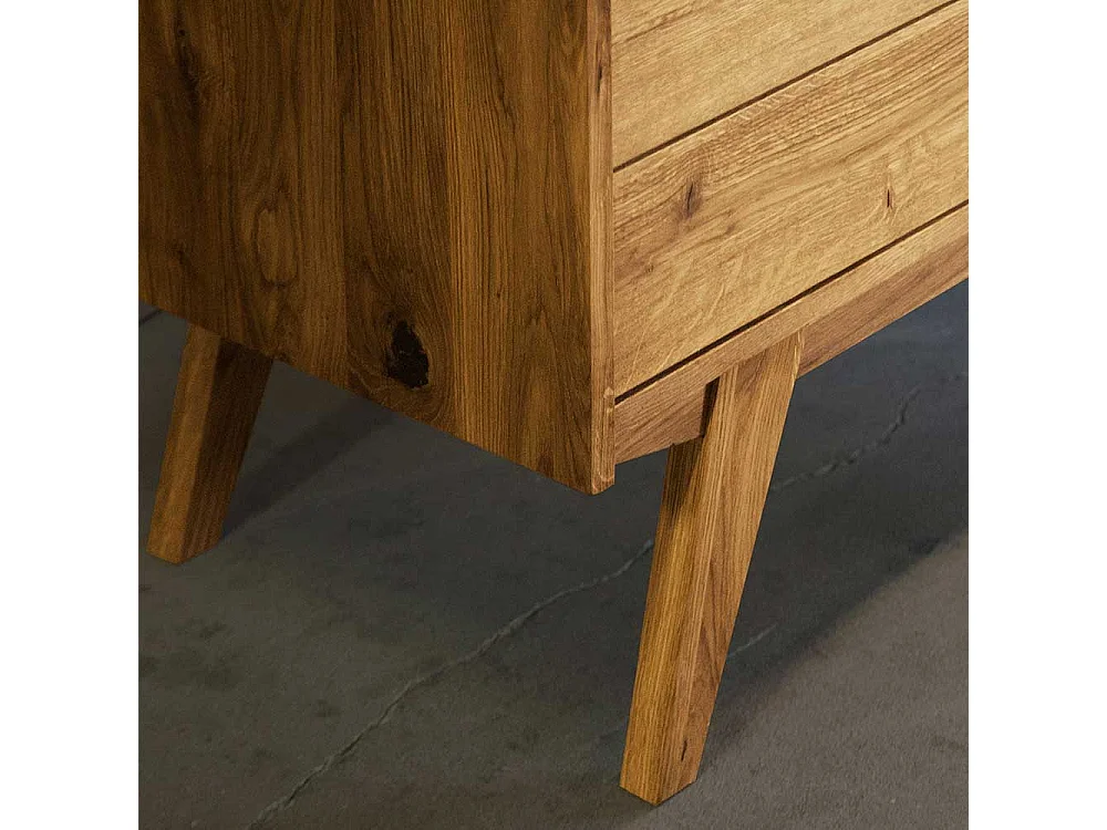 Doppelbett aus Wildeiche Massivholz zwei Nachtkommoden (dreiteilig)