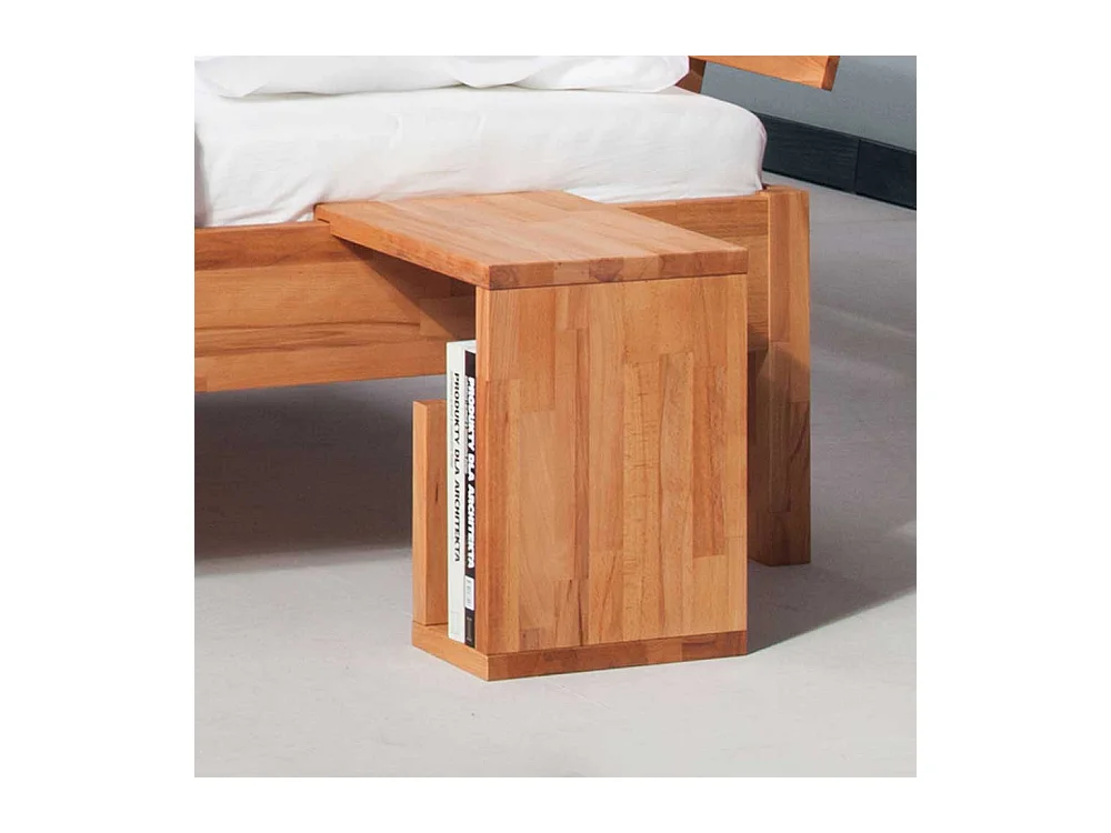 Doppelbett in Kernbuchefarben Anstecktische