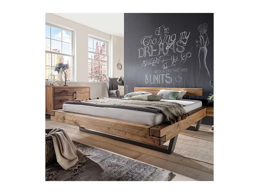 Bett in Schwebeoptik Wildeiche massiv