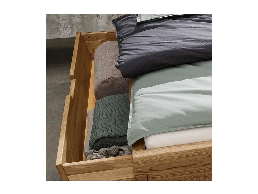 Massivholz Bett Doppelbett in Wildeichefarben geölt
