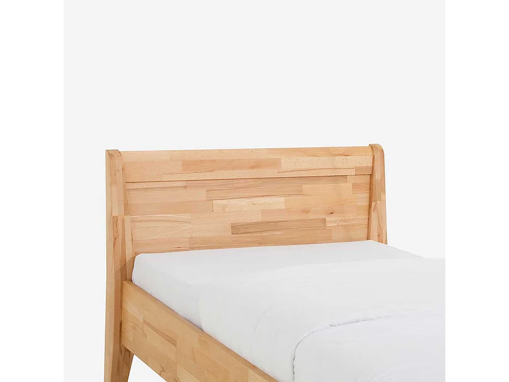 Massivholzbett aus Buche geölt Vierfuß Gestell