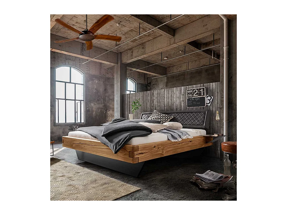 Naturholzbetten Massiv im Industry und Loft Stil 45 cm Einstiegshöhe