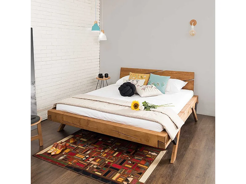 Balkenbett aus Fichte Massivholz Antik Finish