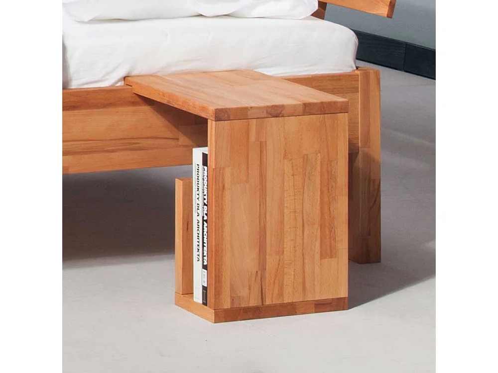 Doppelbett in Kernbuchefarben Anstecktische