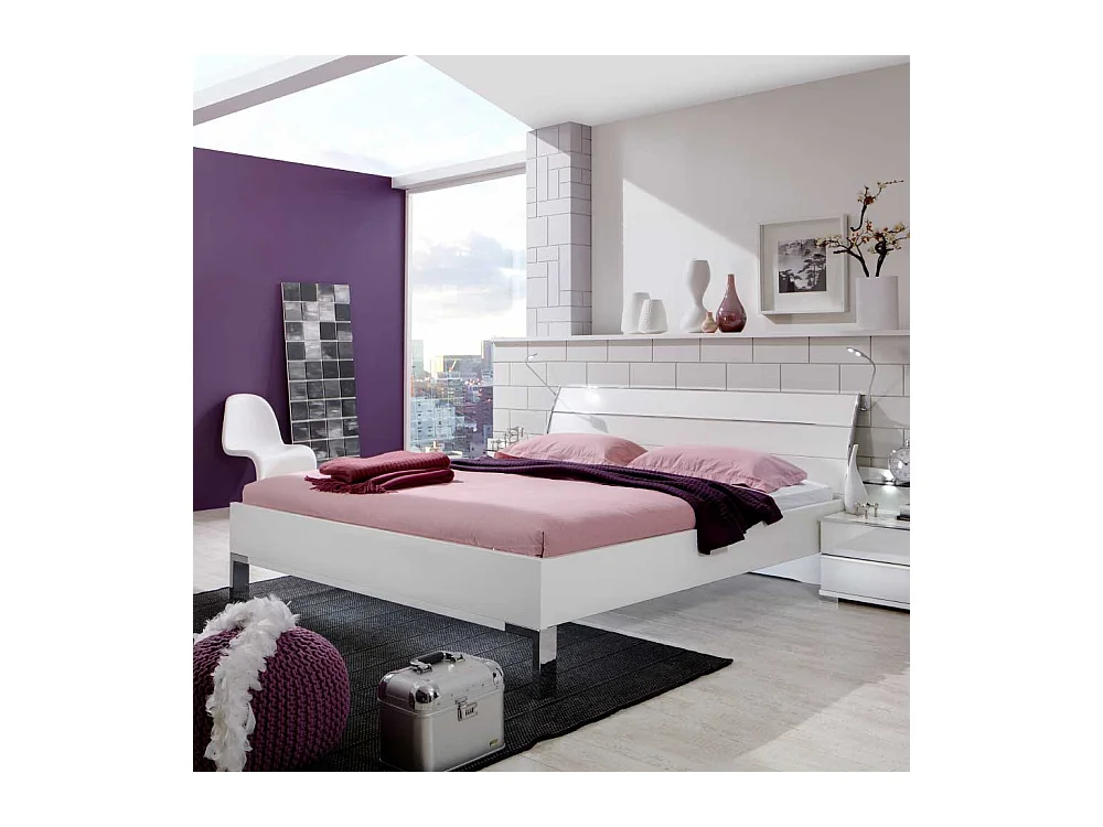 Design Bett in Wei� Made in Germany