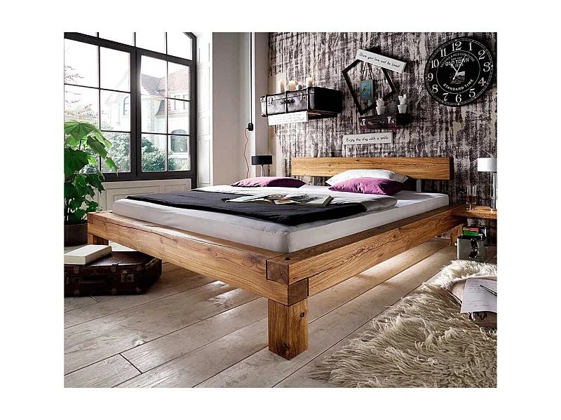 Massivholzbett aus Balken Wildeiche