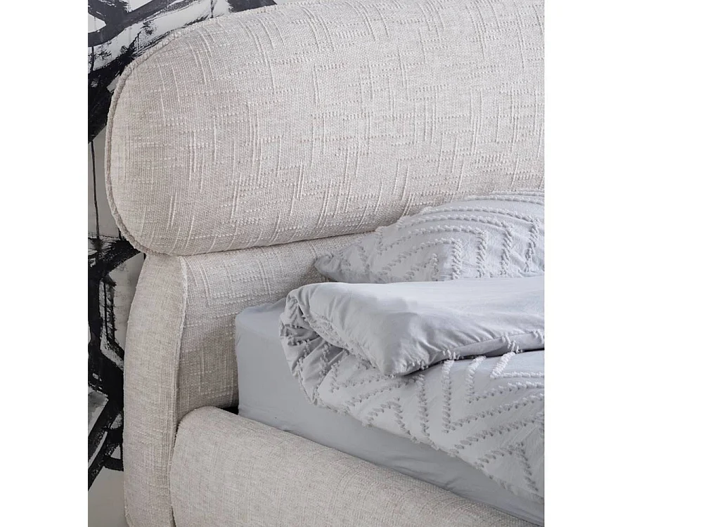 Stoffbett Polsterbett in modernem Design mit Fußgestell aus Metall