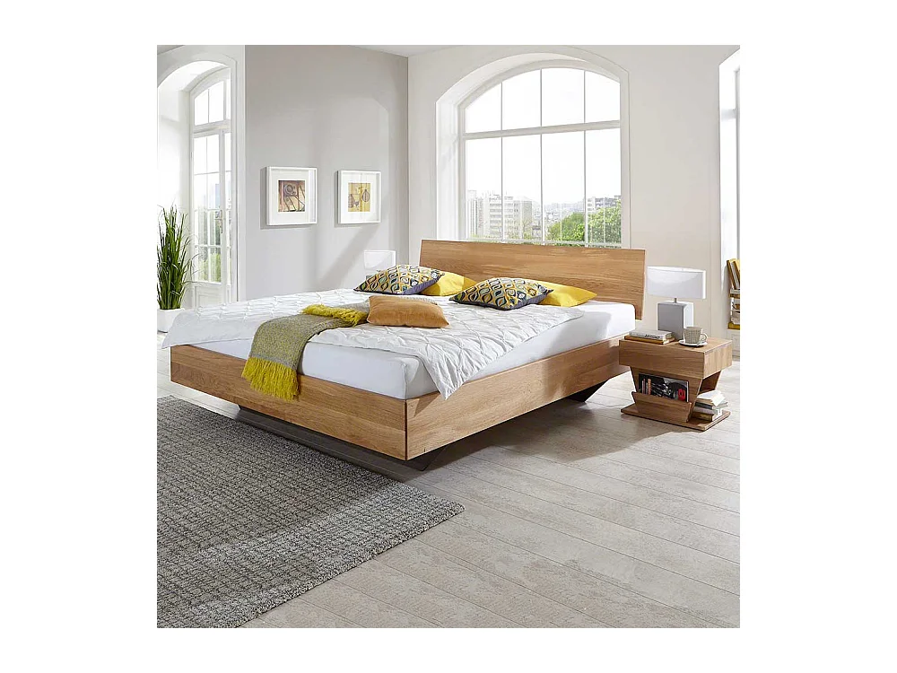 Bett aus Wildeiche Massivholz schwebend (dreiteilig)