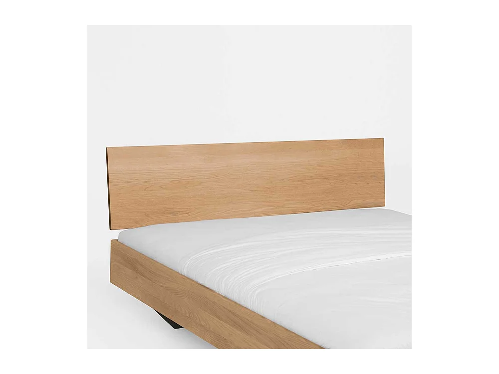 Bett aus Wildeiche Massivholz schwebend (dreiteilig)