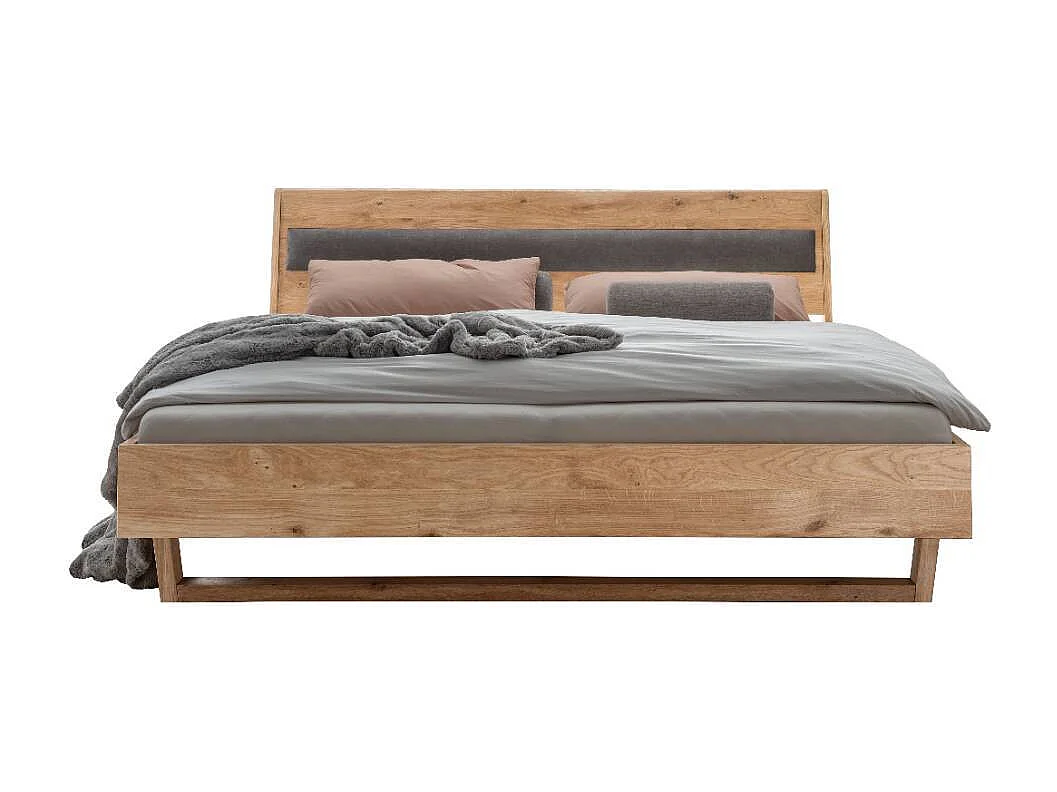 Doppelbett Massivholzbett Oberfläche geölt Kufengestell aus Holz