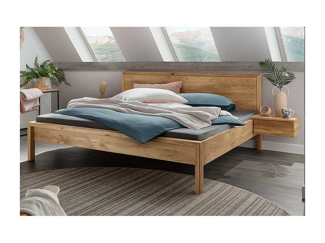 Wildeiche Massivholzbett in modernem Design 208 cm tief