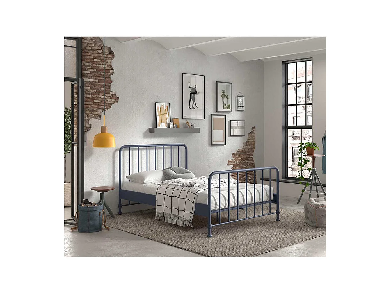 Metallrahmen Bett in Blau pulverbeschichtet