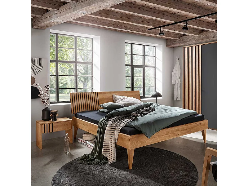 Doppelbett Wildeiche massiv geölt in modernem Design 93 cm Kopfteil