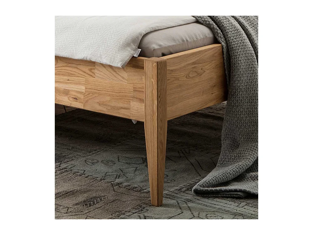 Naturholzbett aus Eiche Massivholz modern