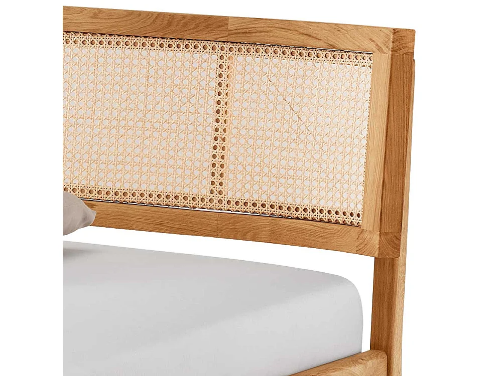 Massivholzbett mit Geflecht aus Wildeiche und Rattan Skandi Design
