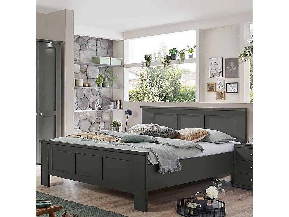 Doppelbett in Dunkelgrau Landhausstil