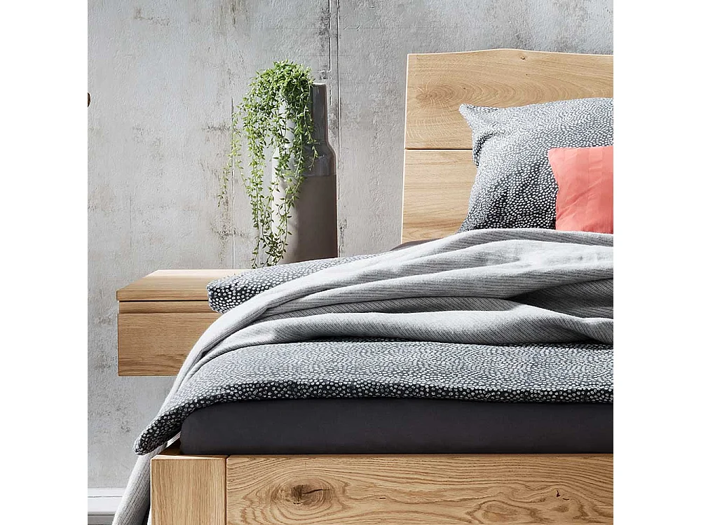 Industrial Bett aus Wildeiche Massivholz & Metall zwei Nachtkonsolen (dreiteilig)