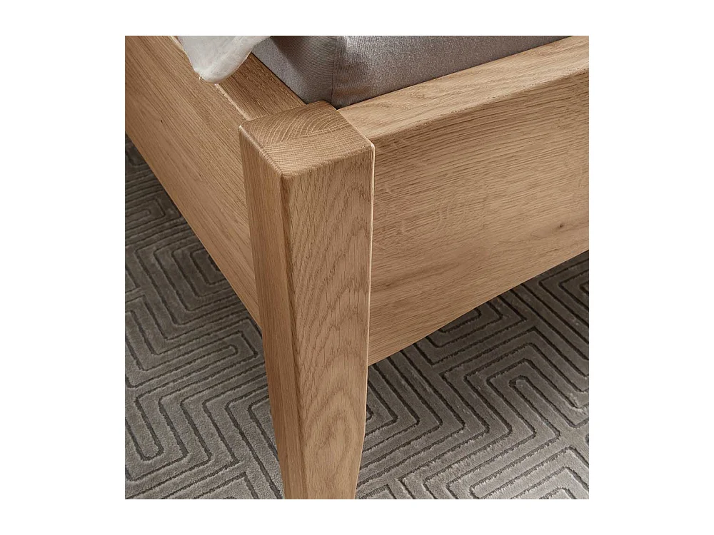 Doppelbett Massivholzbett aus Wildeiche Massivholz geölt