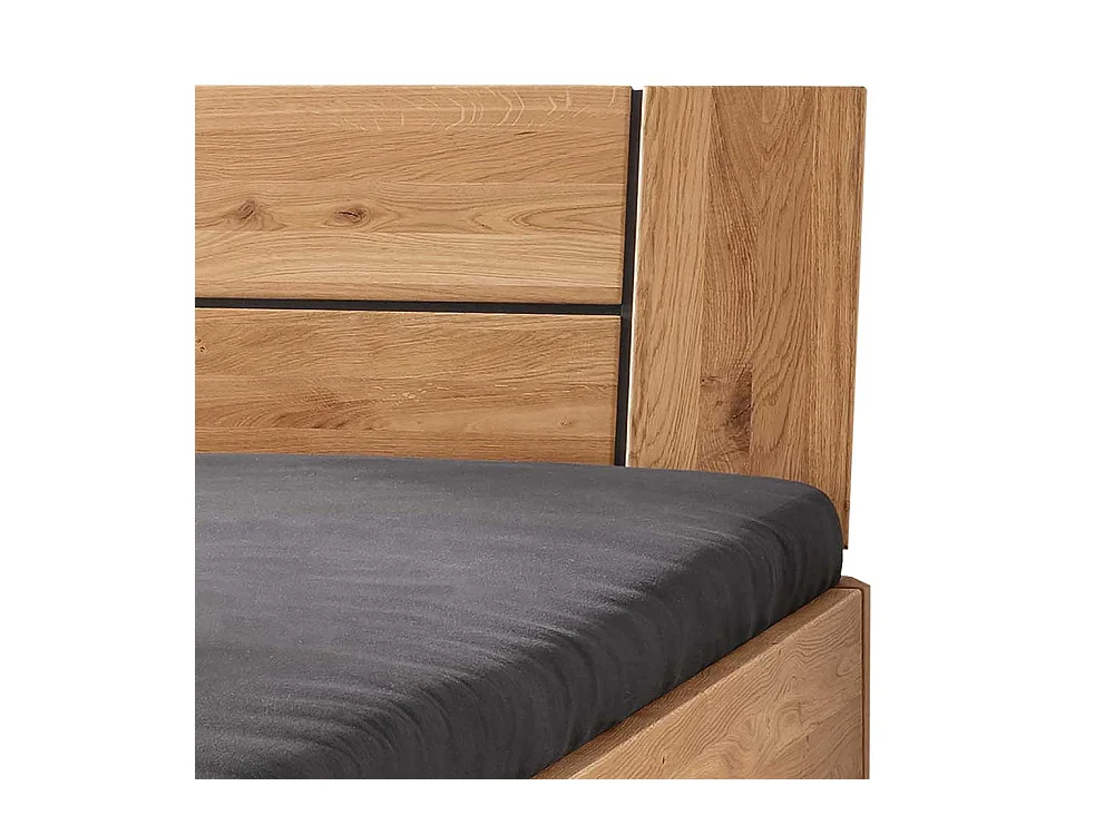 Doppelbett Massivholzbett geölt in Wildeichefarben