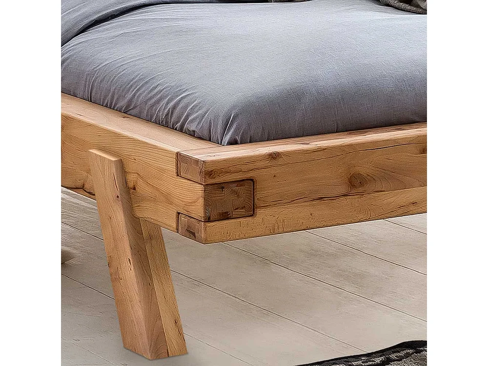 Bett Kernbuche 140x200 cm im Landhausstil 38 cm Einstiegshöhe