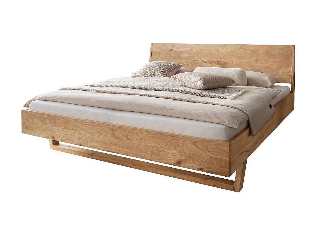 Doppelbett Holzbett in Wildeichefarben Kufengestell aus Holz