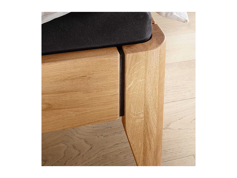 Doppelbett Massivholzbett geölt in Wildeichefarben