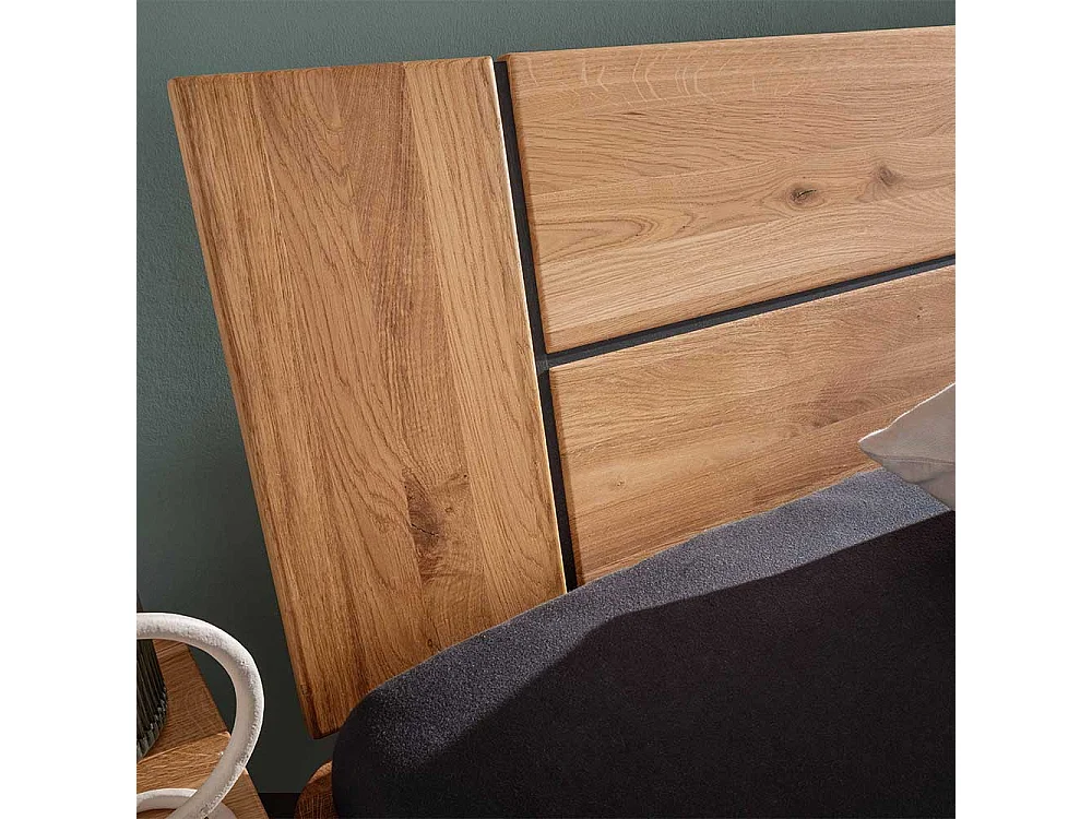 Doppelbett Massivholzbett geölt in Wildeichefarben