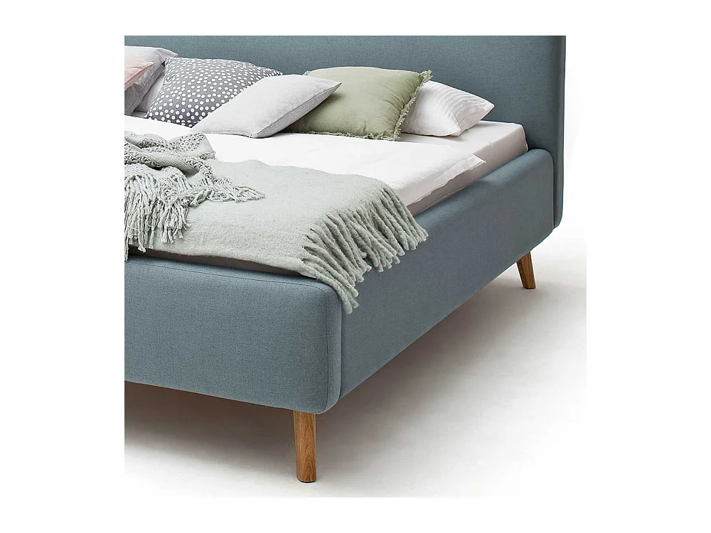 Gepolstertes Bett in Hellblau Webstoff modern