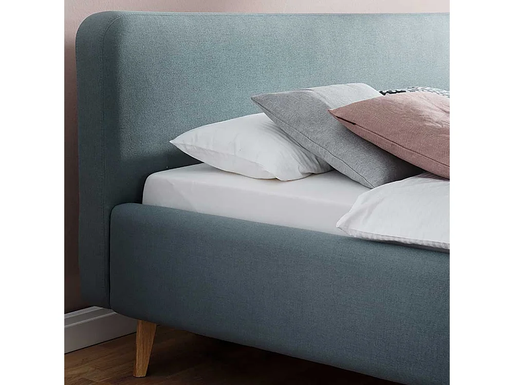 Gepolstertes Bett in Hellblau Webstoff modern