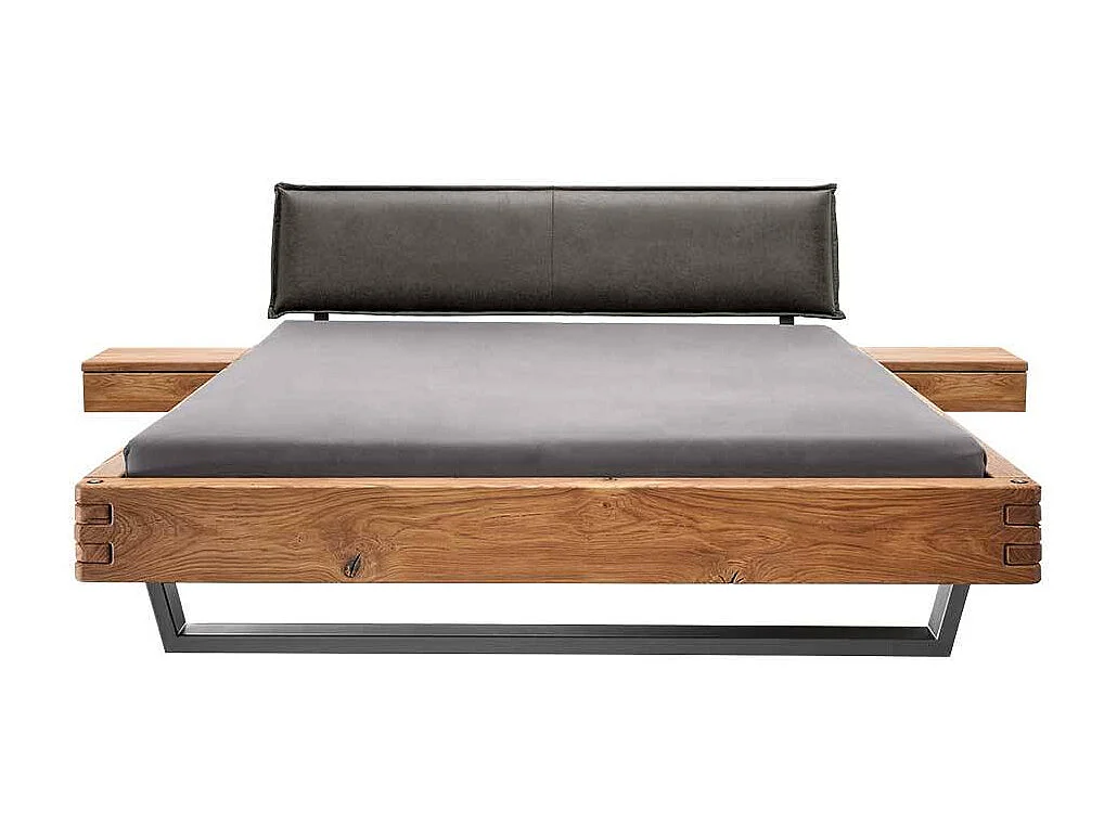 Industriestil Bett Bett aus Wildeiche Massivholz mit Bügelgestell