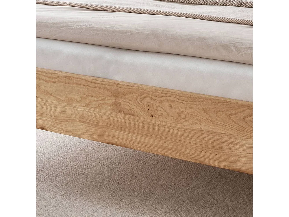 Massivholzbettgestell Ehebett aus Wildeiche Massivholz im Industry und Loft Stil